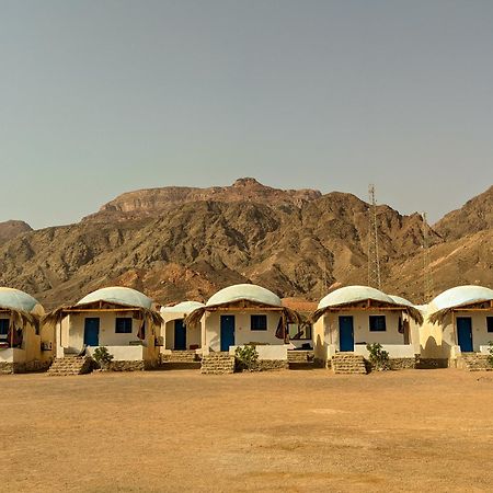 Aladdin Camp Villa Nuweiba` Eksteriør bilde